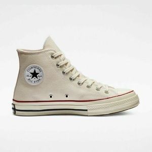 Chuck Taylor 70 Hi Sneakers in Parchment
